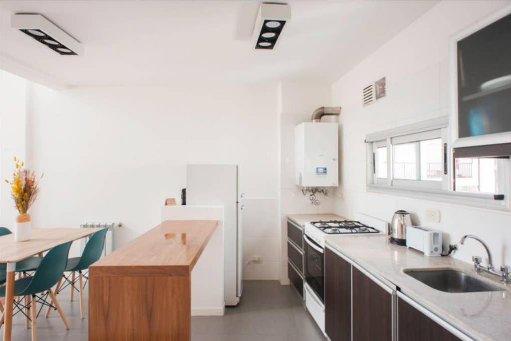 شقة Luminosos Loft En Recoleta 2 Cuadras Del Subte بوينس آيرس المظهر الخارجي الصورة